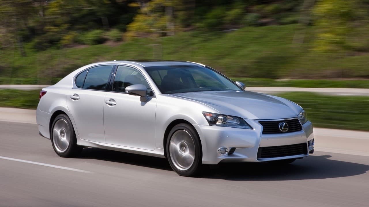 <b>Auto mediano Premium: Lexus GS 2014</b>
<br>Este señorial sedán de lujo japonés se impuso cómodamente ante sus competidores como el sedán ejecutivo mediano más confiable en Estados Unidos, habiendo obtenido 5 estrellas en todas las categorías del estudio. Los finalistas fueron el Mercedes-Benz Clase-E, el Audi A7, el Audi A6 y el Cadillac XTS.
<br>