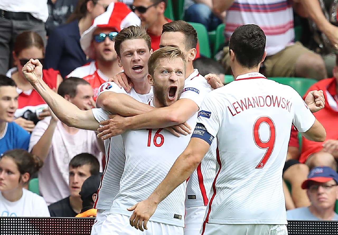 Polonia confirmó su pasaje al Mundial después de que el fin de semana derrotó a Montenegro y con ello mandó a Dinamarca al repechaje.