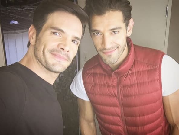 Dentro de la trama, 'Rafael' (Andrés Zuno) es un guapo veterinario mientras que 'Rodrigo' es policía.