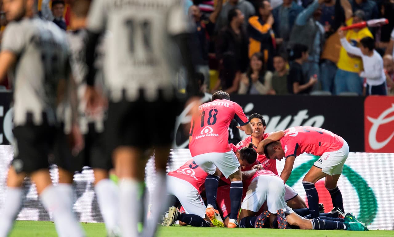 La Monarquía no daba crédito de su propia hazaña.