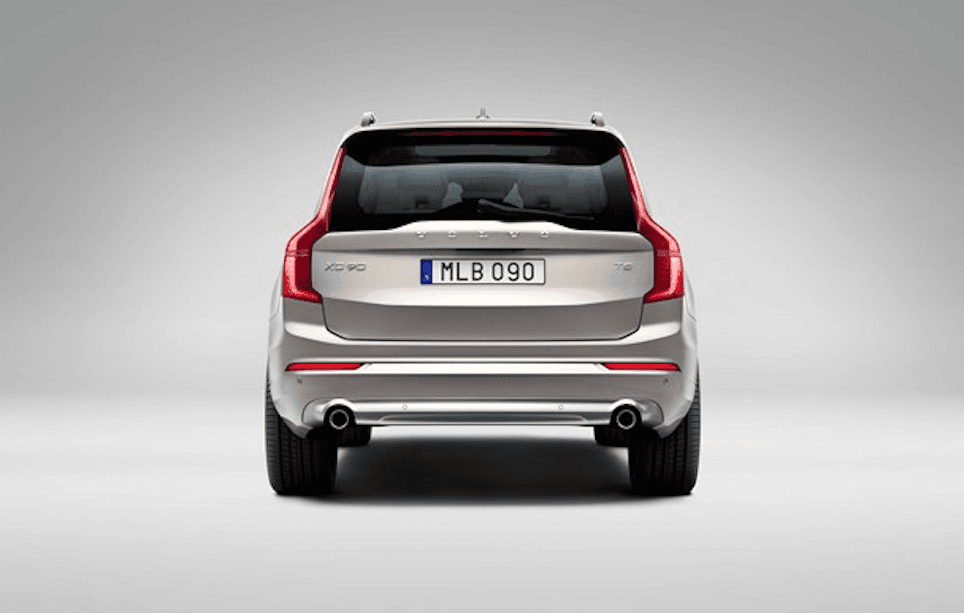 Vista trasera de la Volvo XC90 2016