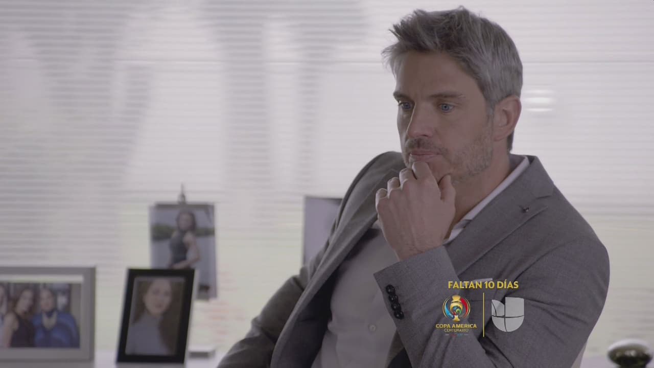 Ramiro Fumazoni es un modelo y actor argentino que nos enamora cada noche en "Tres veces Ana".