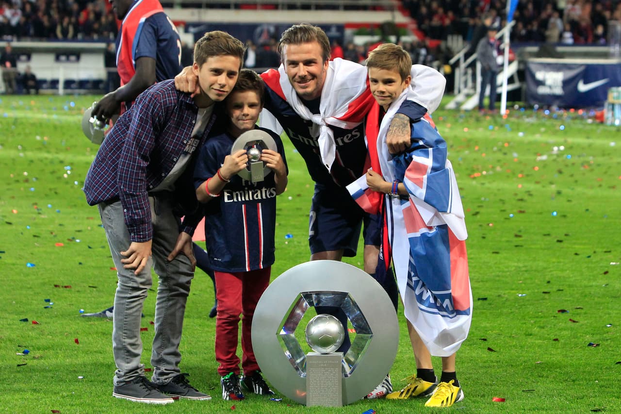 Su último título, de los 17 que logró en su carrera, lo obtuvo allí con la Ligue 1. Una carrera llena de éxito y buena apariencia.