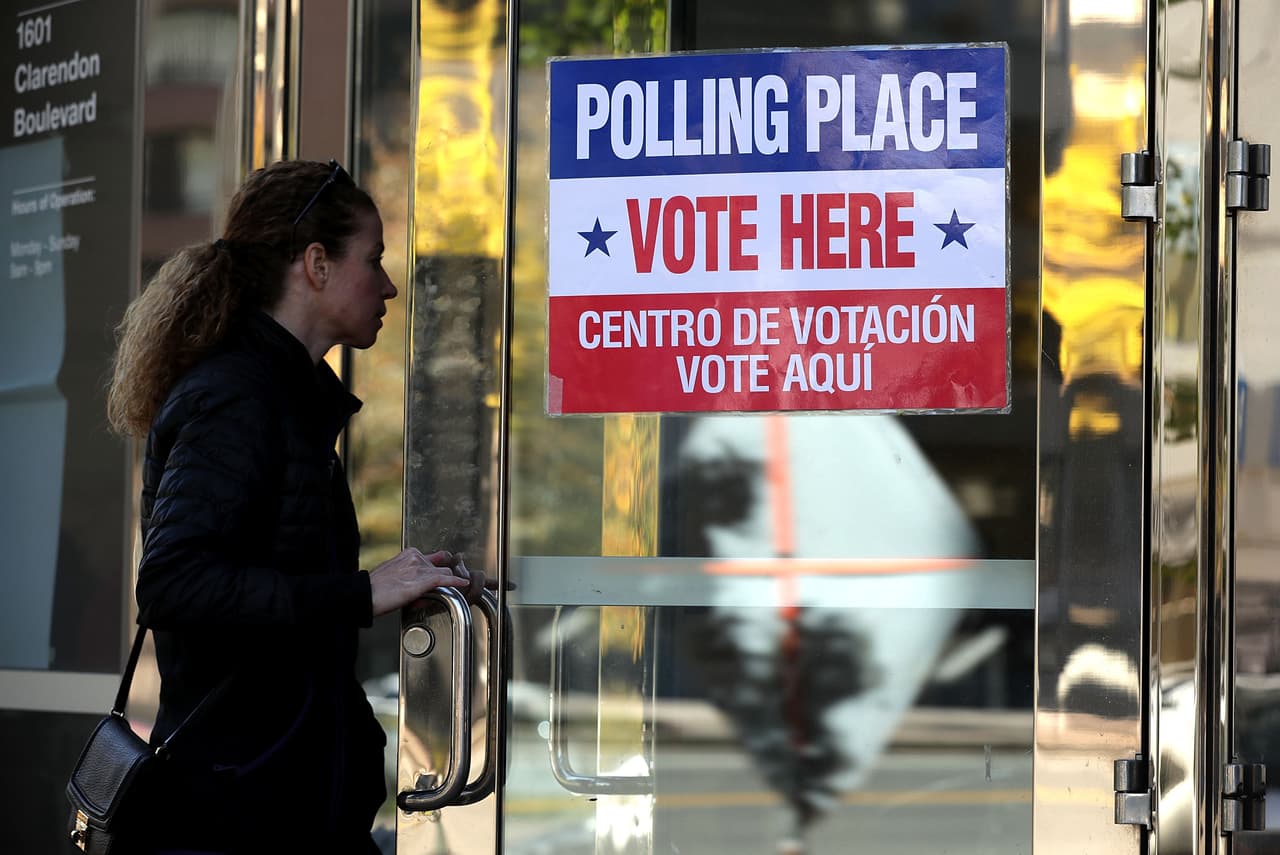 El auge económico ha atraído a jóvenes profesionales de entre 20 y 30 años, con un alto nivel educativo, que trabajan en la industria tecnológica, en empleos gubernamentales y que son más empáticos con el partido demócrata.