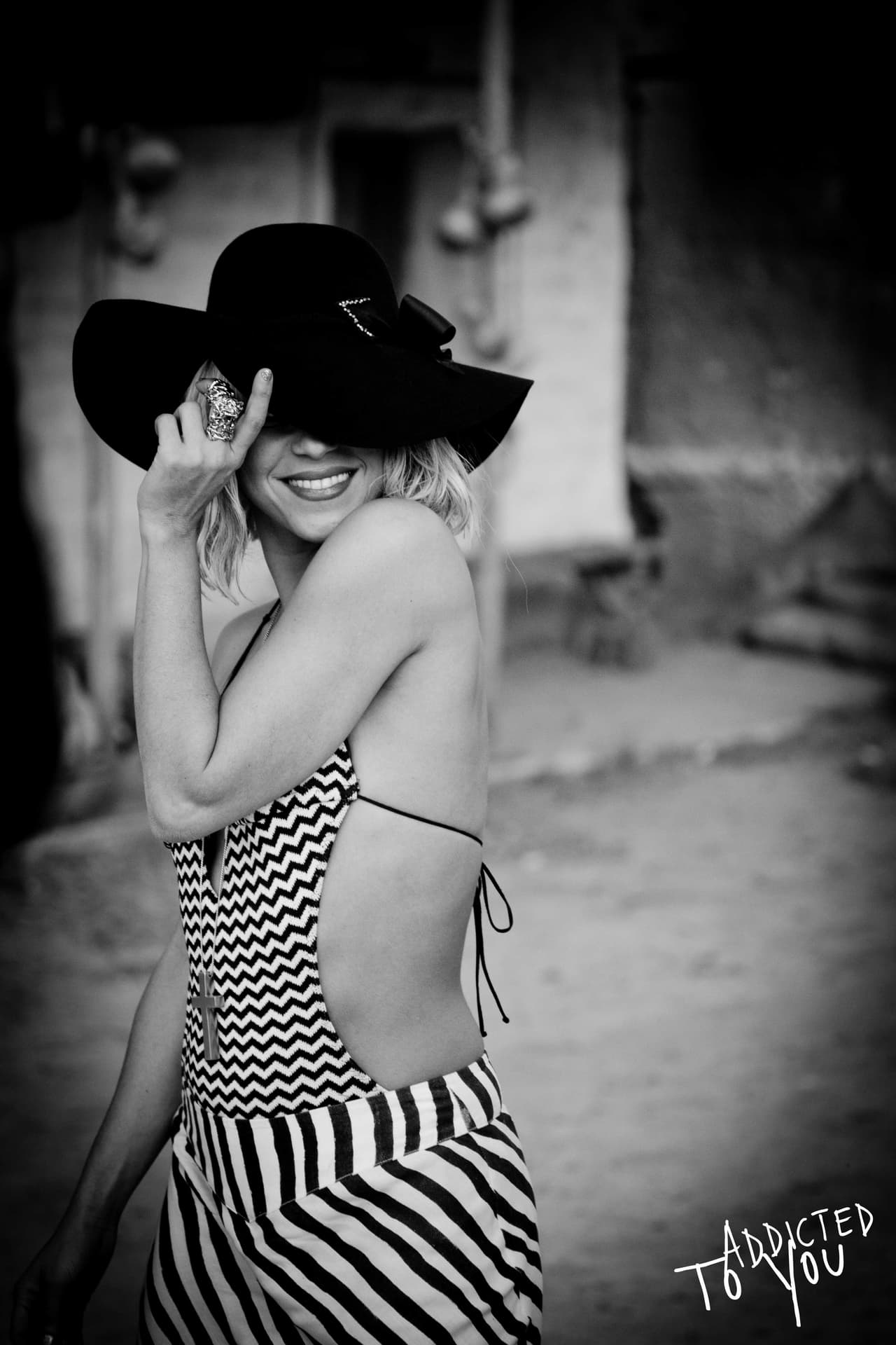 Para el tema 'La Loca', 'Shak' llegó a un acuerdo con El Cata, quien era dueño de dicho tema.