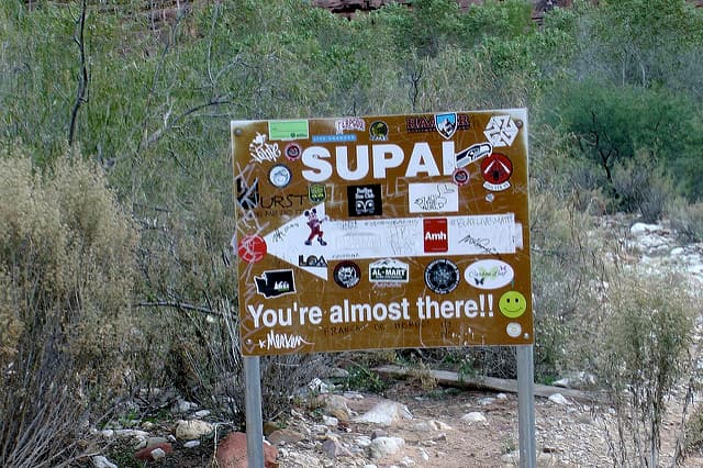 Desde el estacionamiento hasta Supai, el pueblo de los indígenas, hay una distancia de ocho millas.