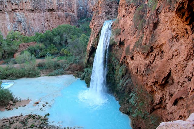 Pero sin duda alguna la más famosa y fotografiada es esta: Havasu falls.