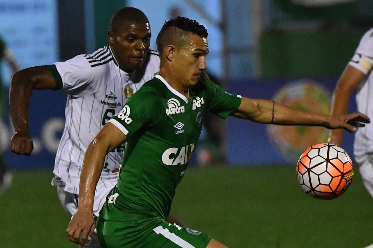 Lucas Gomes era uno de los delanteros más conocidos del equipo que pasó por el Fluminense y llegó este 2016 al Chapecoense a los 25 años de edad.