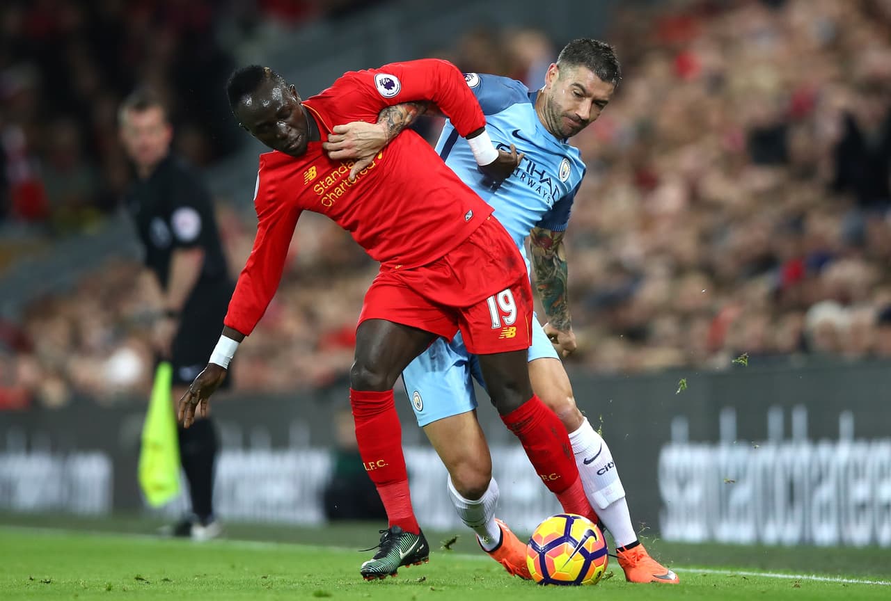 El otro nominado era el senegalés Sadio Mané, el "futbolista africano más caro de la historia" tras una espectacular temporada en el Southampton que hizo que el Liverpool desembolsara este verano más de 30 millones de euros.