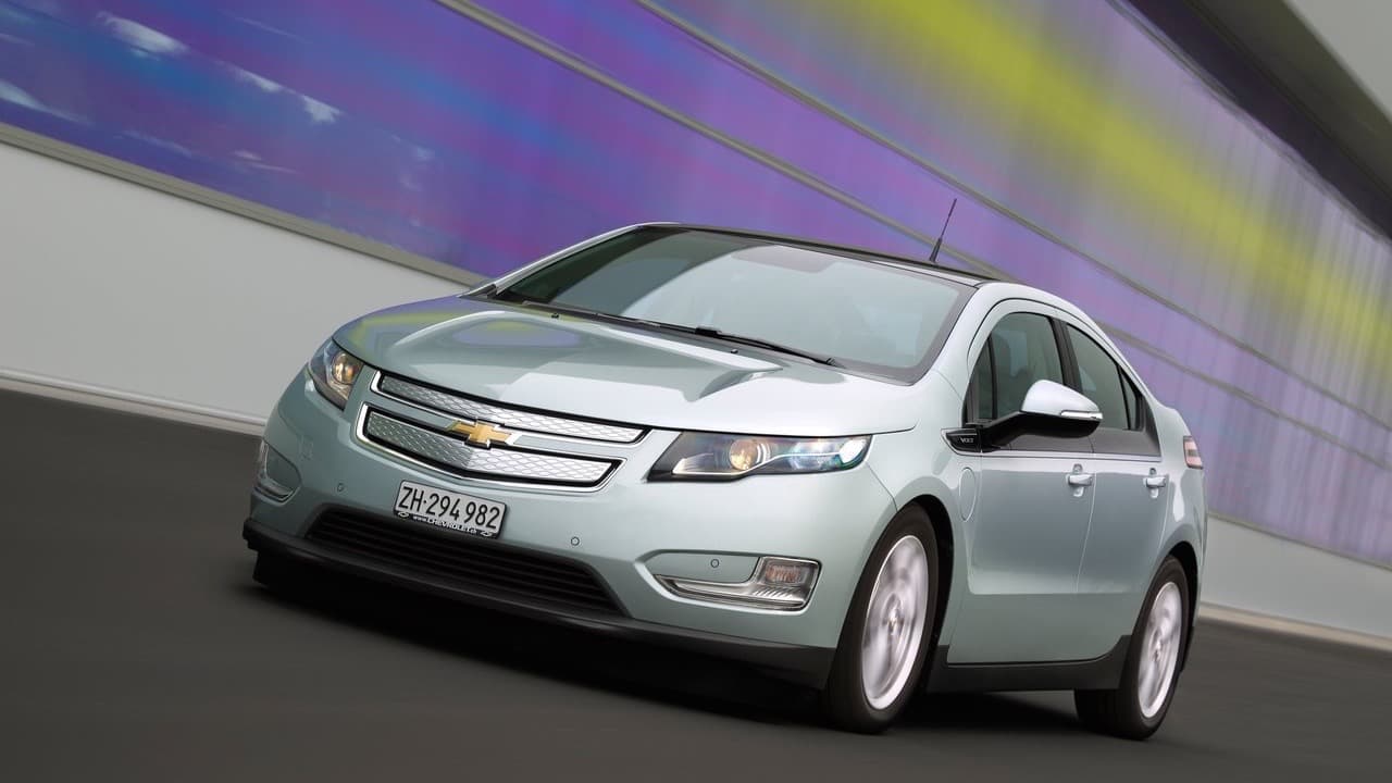 <b>21. Chevrolet Volt</b>: El hatchback eléctrico de Chevrolet presentó un índice de
<b>7 conductores muertos</b> por cada millón de vehículos registrados. El Chevrolet Volt fue rediseñado totalmente para 2017.