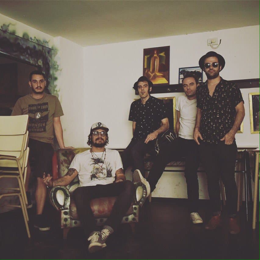 Si como goleador fue heredero de grandes como Vincenzo Montella y David Trezeguet, ahora como rockero busca seguir a los mejores de la Argentina tales como Gustavo Ceratti, Charly García y 'Los Babasónicos'.