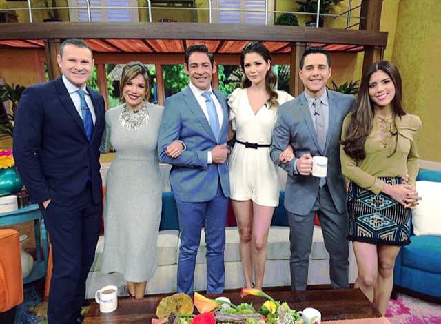 ¡Buenos días! Gracias por dejarnos entrar hasta tu hogar todas las mañanas. (23 de febrero, 2016)