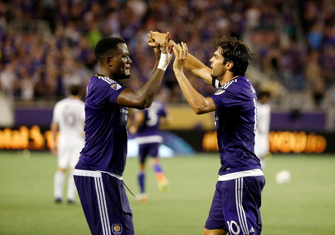 Larin y Kaká, figuras en el triunfo de Orlando City ante Montréal Impact.
