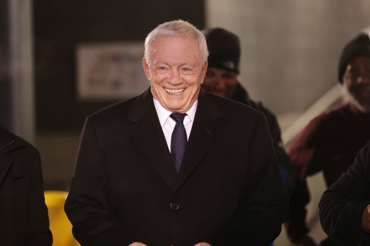 Dallas Cowboys owner Jerry Jones walks toward the field at MetLife Stadium before an NFL football game against the New York Giants Sunday, Dec. 11, 2016, in East Rutherford, N.J. (AP Photo/Seth Wenig)
