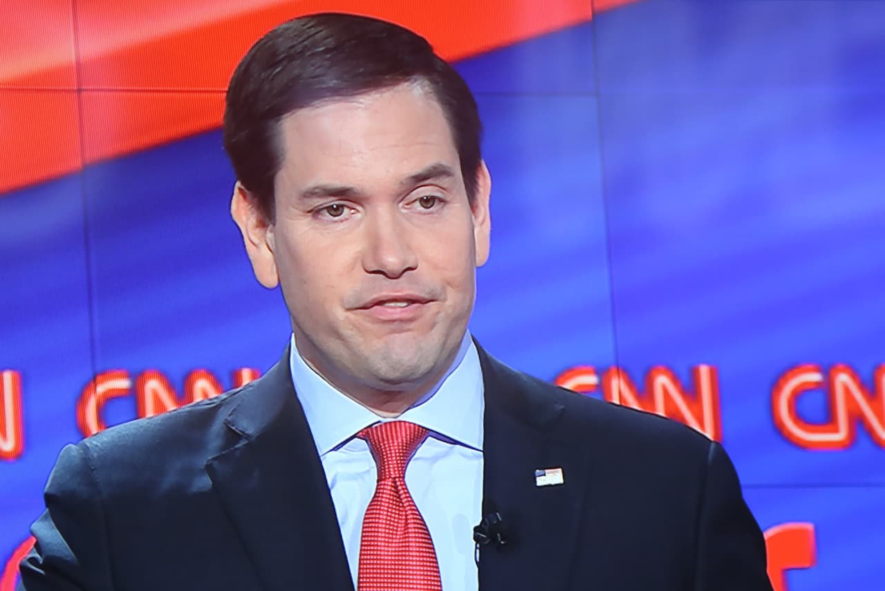 Los argumentos no sólo se expresan con palabras, la gesticulación también tienen mucho significado