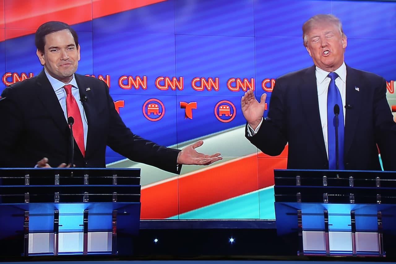 Los argumentos no sólo se expresan con palabras, la gesticulación también tienen mucho significado