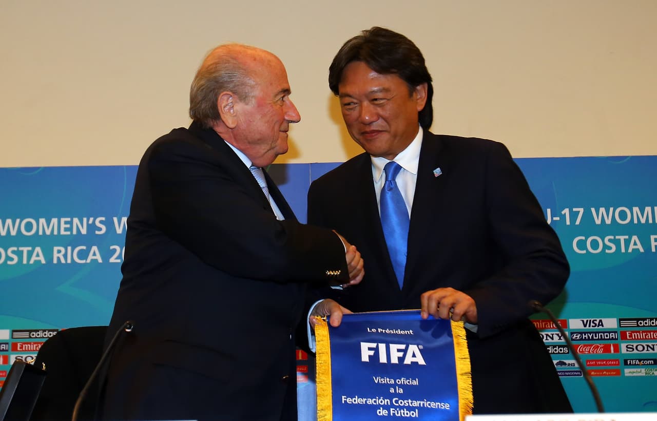 Eduardo Li había ascendido a la jerarquía de la FIFA encabezada por Blatter.