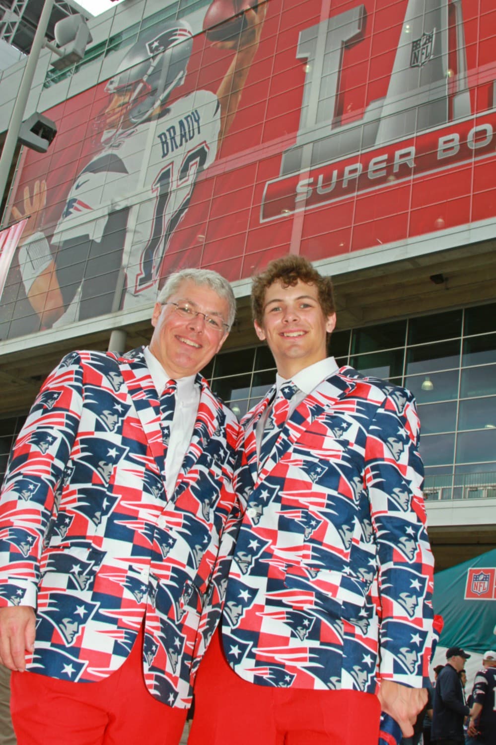El NRG Stadium abrió sus puertas para recibir a los aficionados en el último partido de la temporada, entre New England y Atlanta, con gente que viajó hasta Houston para ver a su equipo ser campeón.