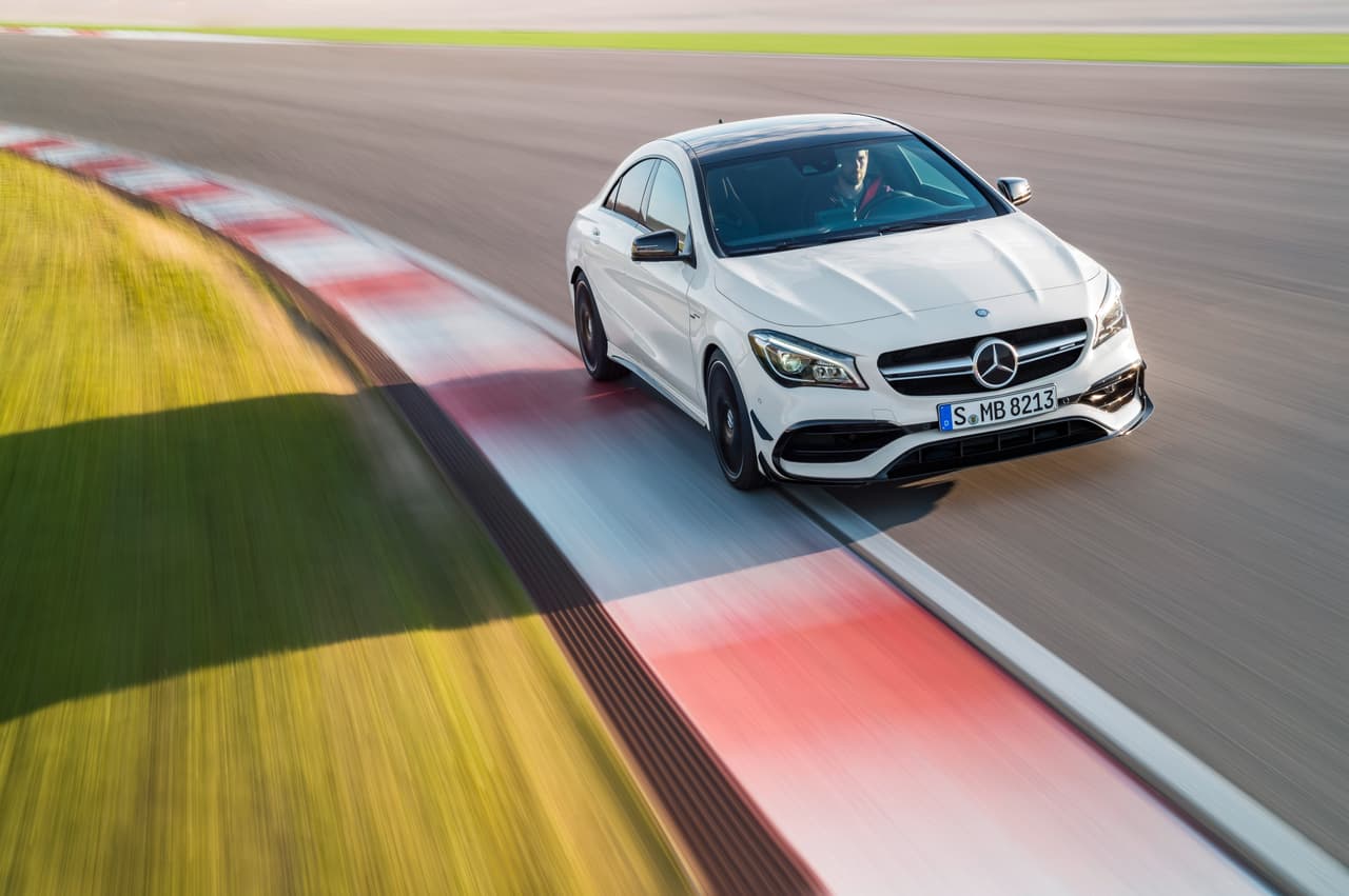El Mercedes-AMG CLA 45 2017 es uno de los compactos deportivos más atractivos del mercado