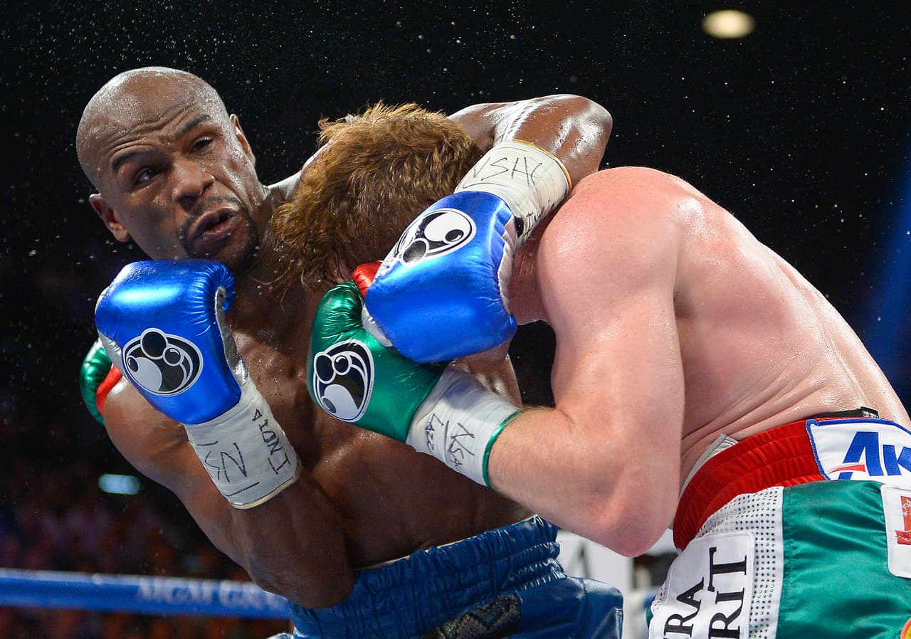 Mayweather supo imponer su experiencia para evitar una sorpresa y demostrar que el mexicano aún estaba en proceso de crecimiento.