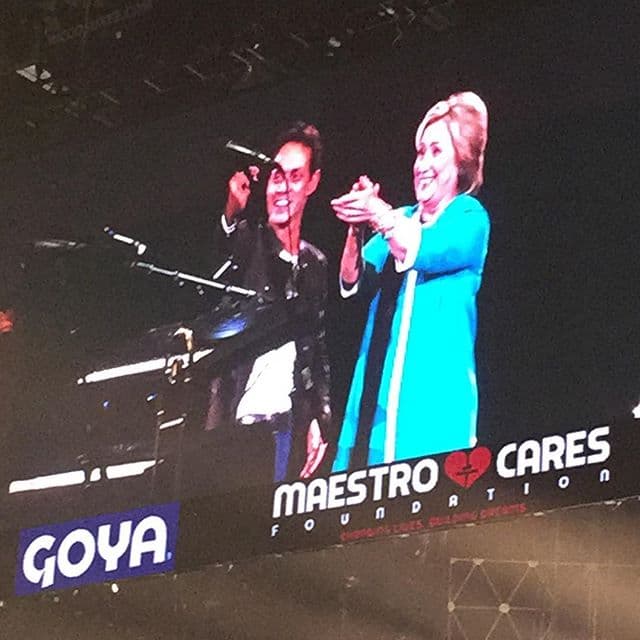 Hillary se encontraba en el sur de Florida para el lanzamiento que hizo previamente en el día de su iniciativa Latinos for Hillary (Latinos a favor de Hillary), en una nueva fase de su campaña en la que buscará más intensamente el voto hispano. (Crédito: odalis015)