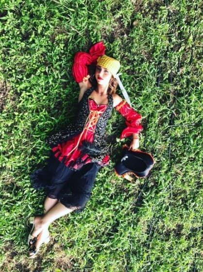 El calor en Campeche puede registrar temperatura récord y Natalia Télllez prefirió simplemente disfrutarlo.