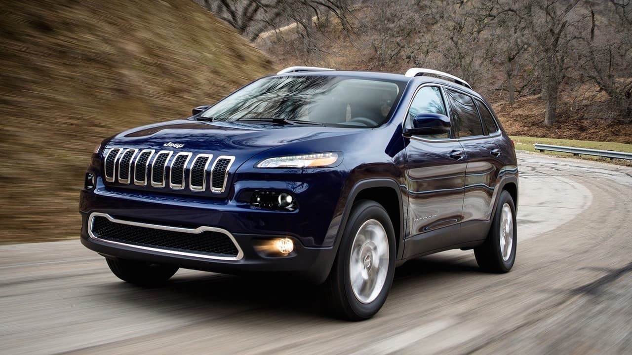 <b>6. Jeep Cherokee</b>: La SUV mediana de Jeep presentó un índice de
<b>0 conductores muertos</b> por cada millón de vehículos registrados. La Jeep Cherokee no ha recibido ninguna actualización importante desde su presentación en 2014.
