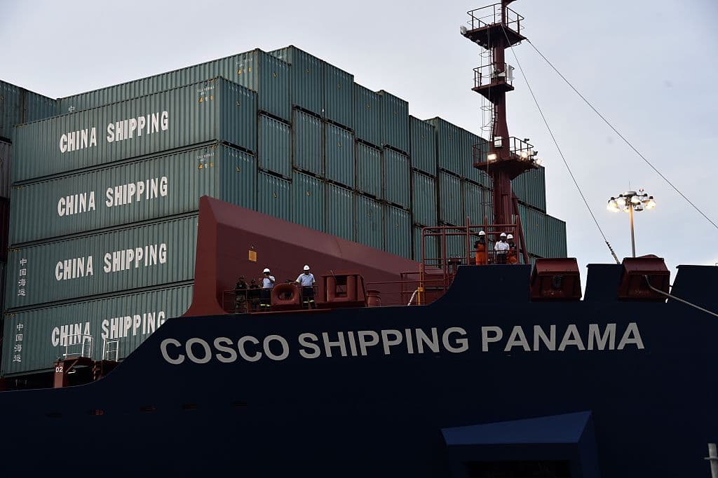 El Cosco Shipping Panama, el primer Post-Panamax que cruzó el tercer juego de esclusas del Canal de Panamá el 26 de junio.