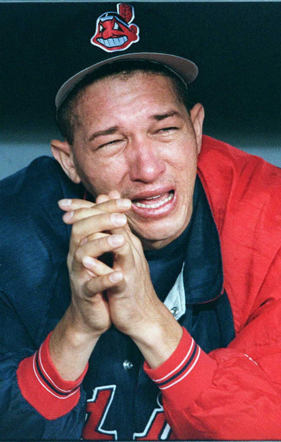 La tristeza de Julián Tavares fue parte de la impotencia del equipo que había ganado la Liga Americana tras 41 años, pero que tuvo que ver al equipo del empresario Ted Turner imponerse. Una segunda frustración y el recuerdo de 1948.