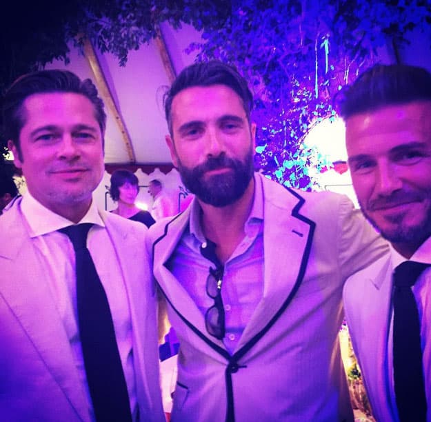 Llegaron amigos de la pareja como Brad Pitt y los Beckham.