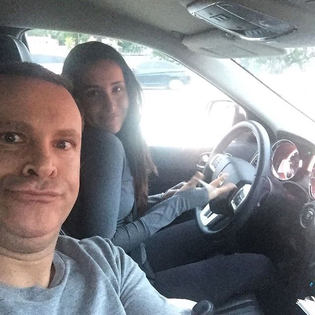 ¡Alan estaba muy nervioso! Hannah ya sabe manejar. (9 de febrero, 2016)