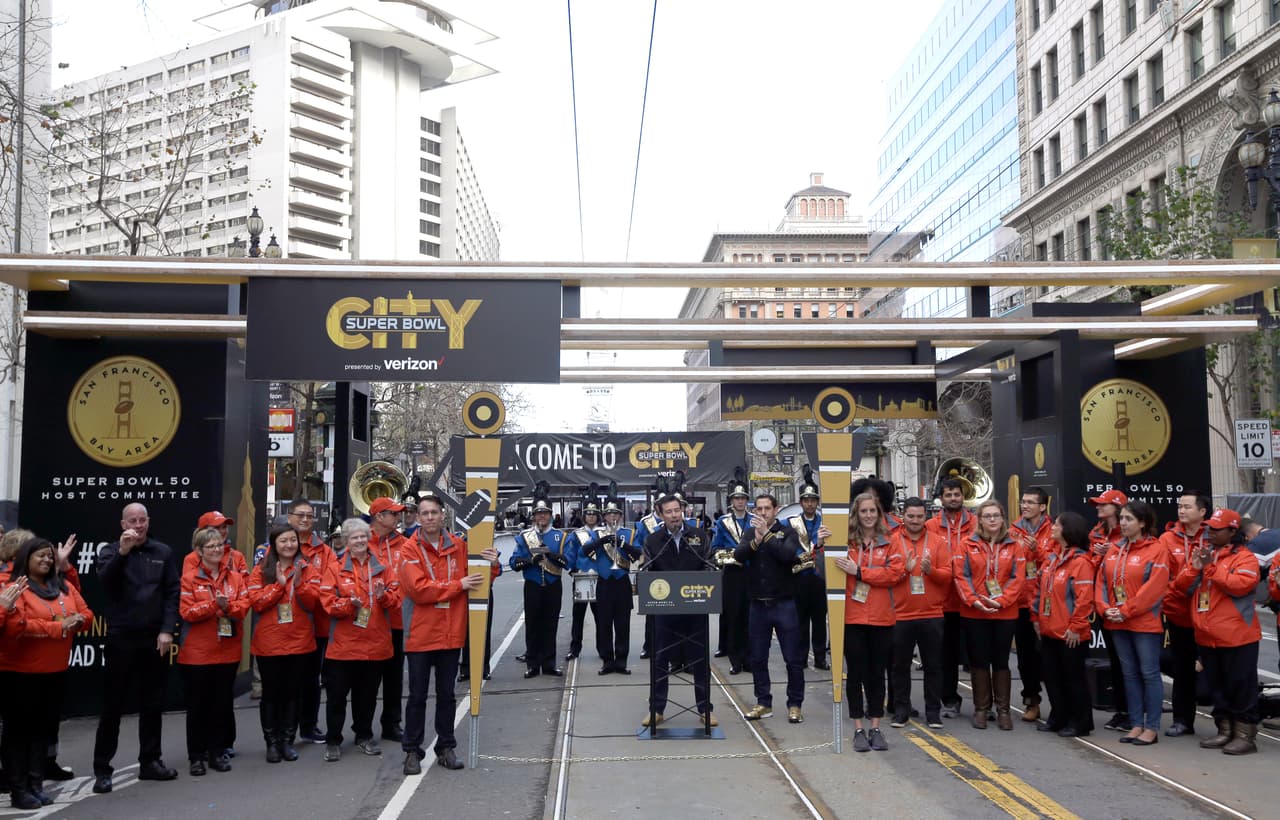 Con motivo del aniversario 50 del juego más importante en la NFL, la ciudad de San Francisco nos muestra lo mejor que tiene para esta celebración, he aquí las mejores imágenes.