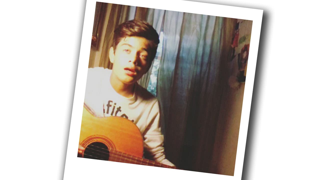 Jesús quiere enamorar con su voz.