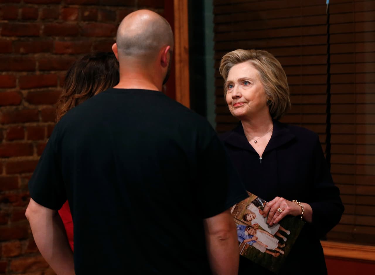 Clinton se excusó ante mineros por su comentario