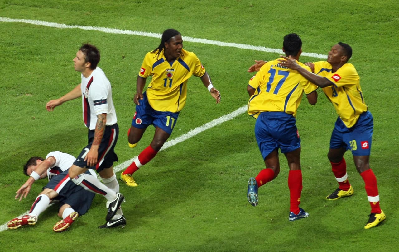 Estados Unidos volvió a caer nuevamente con Colombia en una Copa América en la edición de 2007 en Venezuela, ahora la derrota fue 1-0 con gol de Jaime Alberto Castrellón, en realidad la Copa fue pésima para ambos que terminaron eliminados en la fase de grupos.