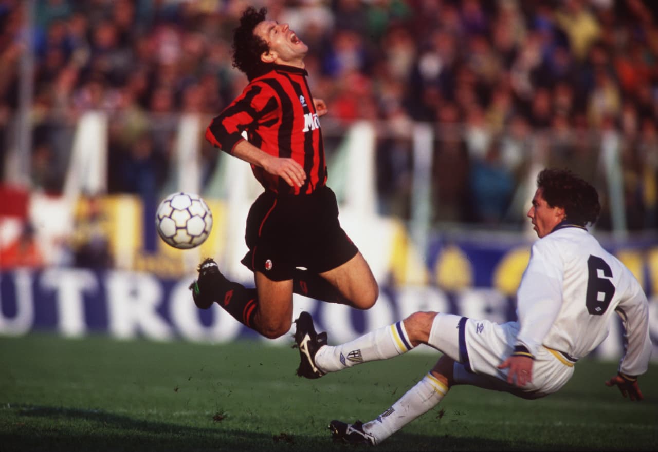 Su racha invicta de 42 partidos se terminó ante el Parma en la Serie A de 1992/93 con un gol del colombiano Faustino Asprilla.