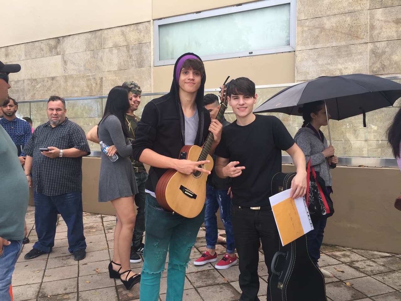 Chicas y chicos con talento llegaron de toda la isla, rompieron récord de asistencia y hasta la lluvia soportaron, así fue como los boricuas dejaron claro que vienen fuerte en la segunda temporada de La Banda.