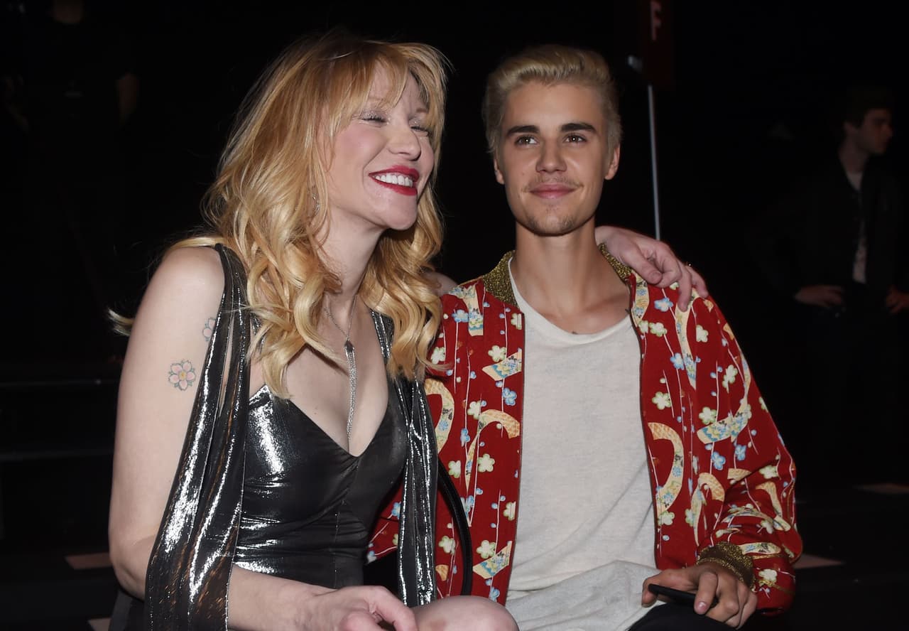 OMG! Este par sí que es dinamita pura, son Courtney Love y Justin Bieber...