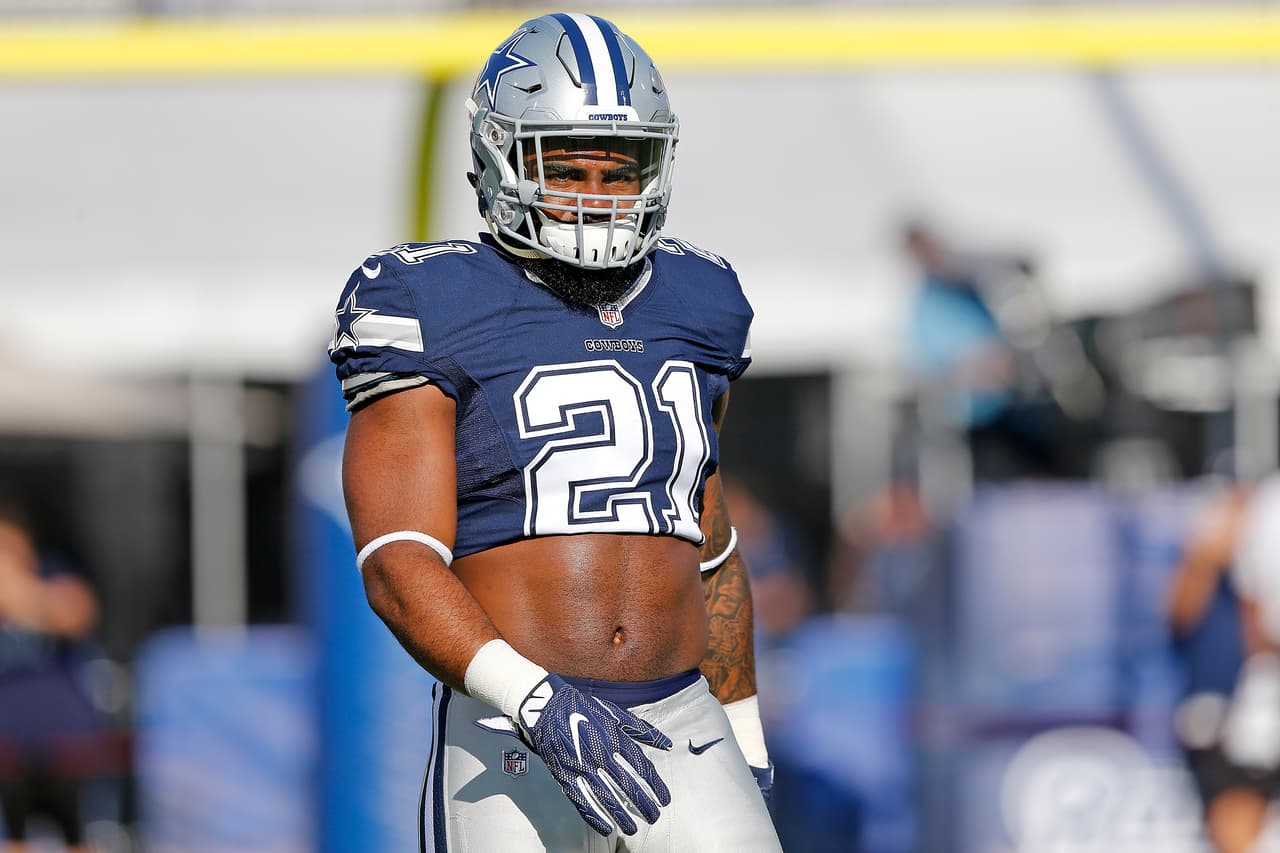 Dallas Cowboys running back Ezekiel Elliott (21) before an NFL preseason football game against the Los Angeles Rams, Saturday, Aug. 12, 2017 in Los Angeles. The Rams defeated the Cowboys, 13-10. (James D. Smith via AP)