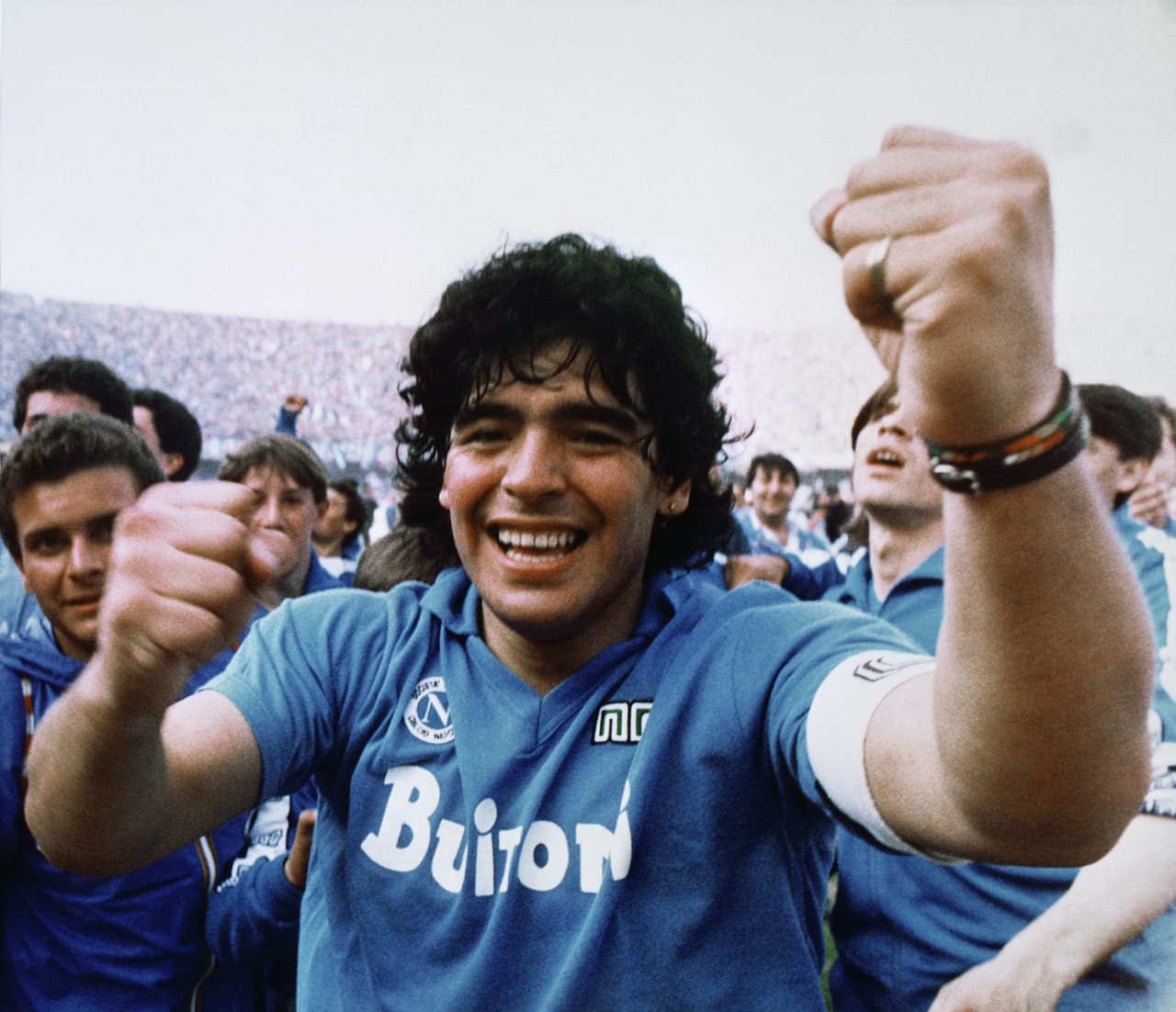 Que Diego Armando Maradona, para muchos el mejor de la historia, no haya ganado la Champions League –en su época Copa de Europa– es difícil de creer.