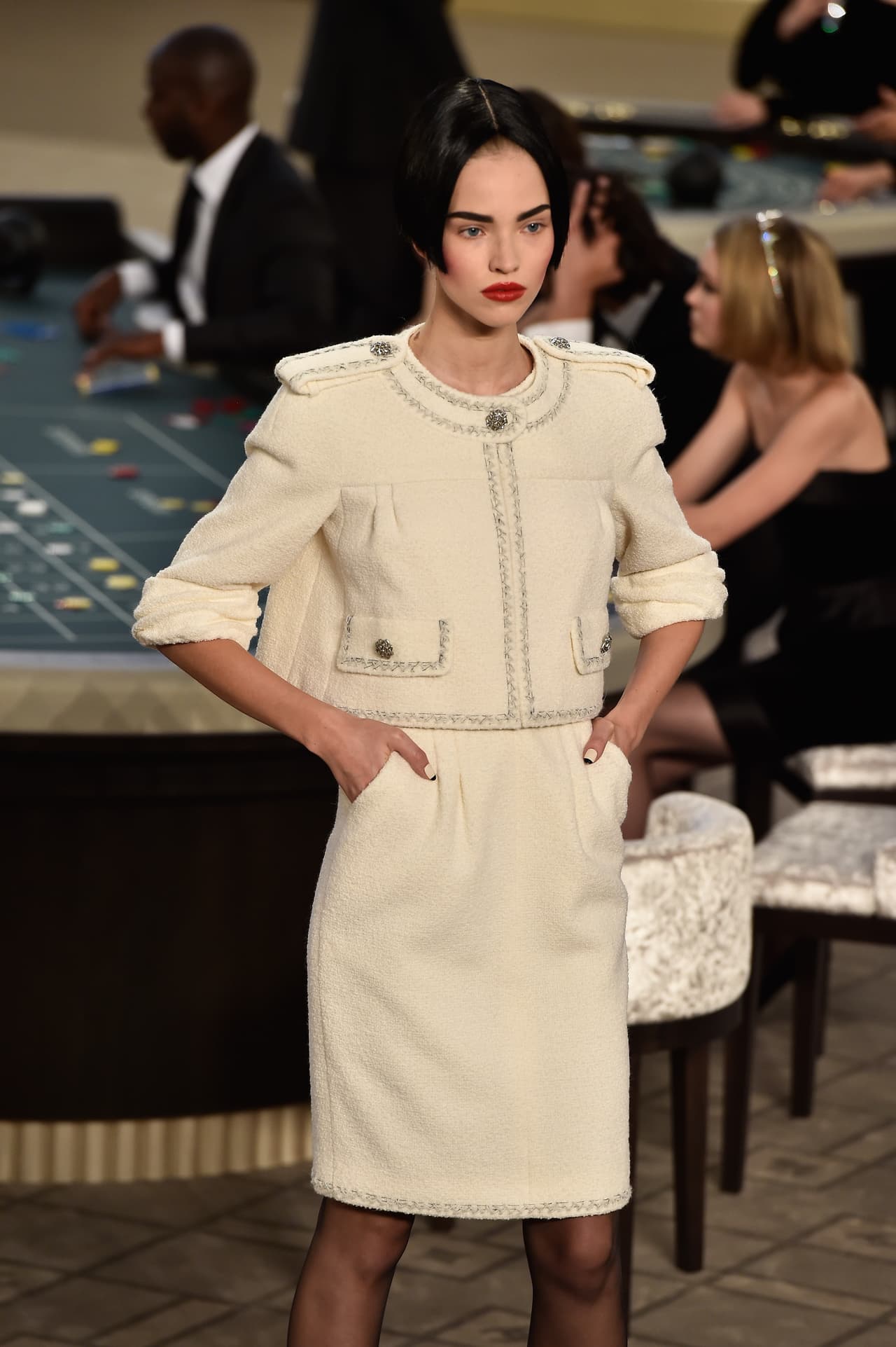 Por supuesto, Chanel sabe que una de las tendencias fuertes esta temporada serán las prendas ‘over size’.