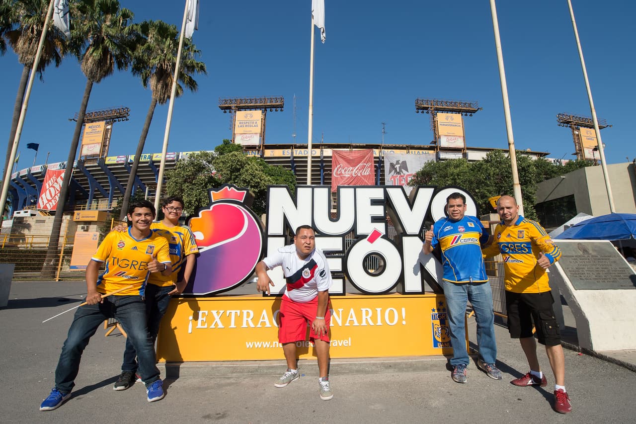 El Estadio Universitario vibró con el partido de ida en la Gran Final del fútbol mexicano. La afición de Tigres se hizo sentir como sólo ellos saben hacerlo.