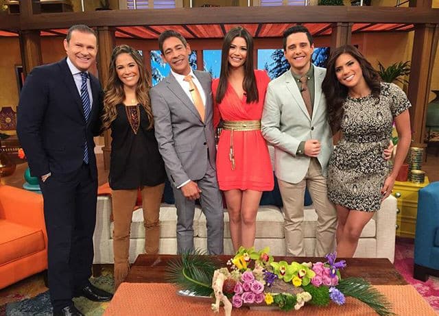 ¡Buenos días! Quédate con nosotros en Despierta América. (4 de febrero, 2016)