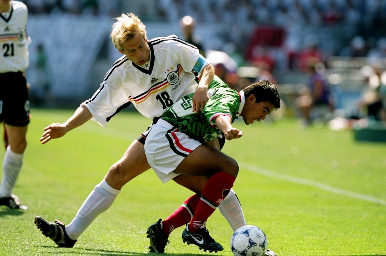 Durante el primer tiempo México contuvo bien el peligro de Jürgen Klinsmann.