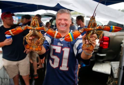 Desde carnes hasta mariscos disfrutaron los fans.