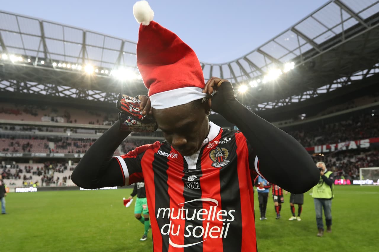 Balotelli lleva 10 goles en 14 partidos en la actual temporada y se consolida cada vez más en el Niza, a la espera de darle un título.