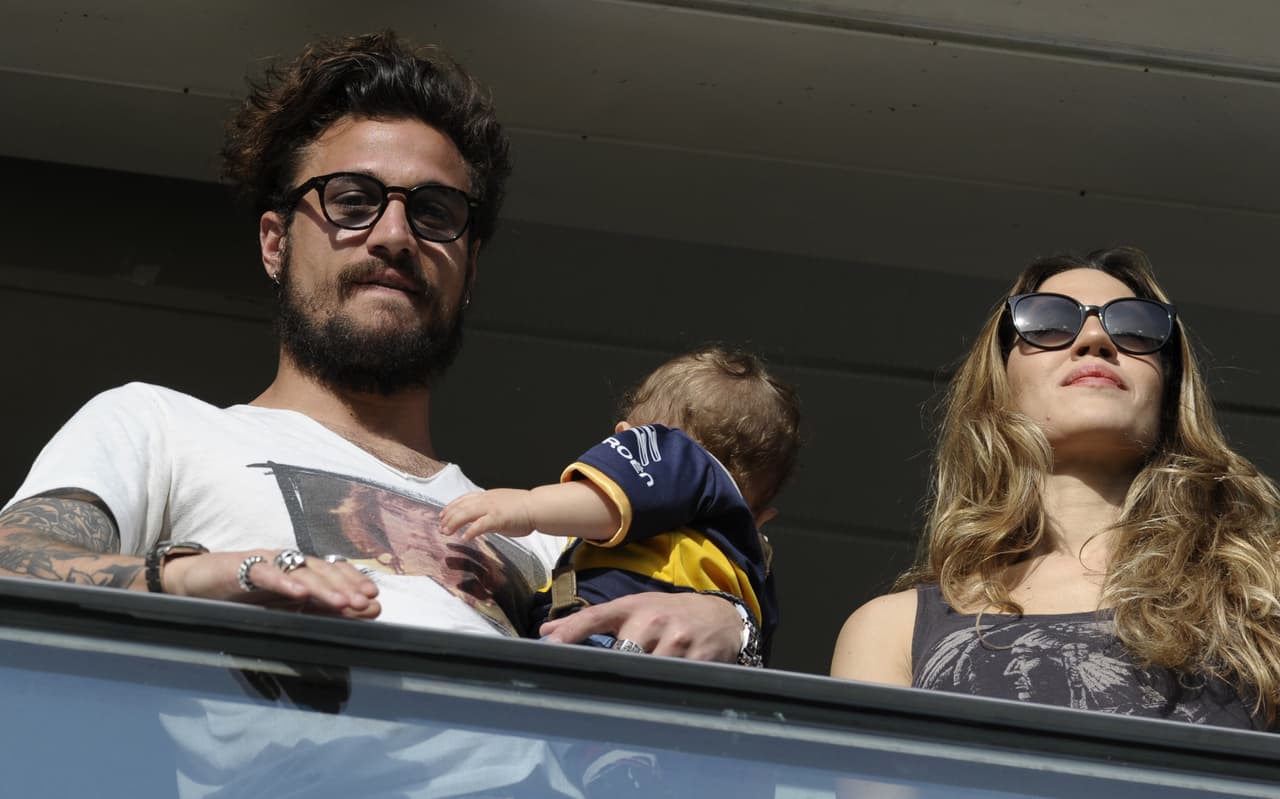 Sin embargo, Osvaldo llegó tarde a la pretemporada con Boca. En la Libertadores su andar fue mediocre y el equipo cayó eliminado ante River Plate en la mesa cuando los hinchas bosteros rociaron con gas pimienta a los jugadores rivales.