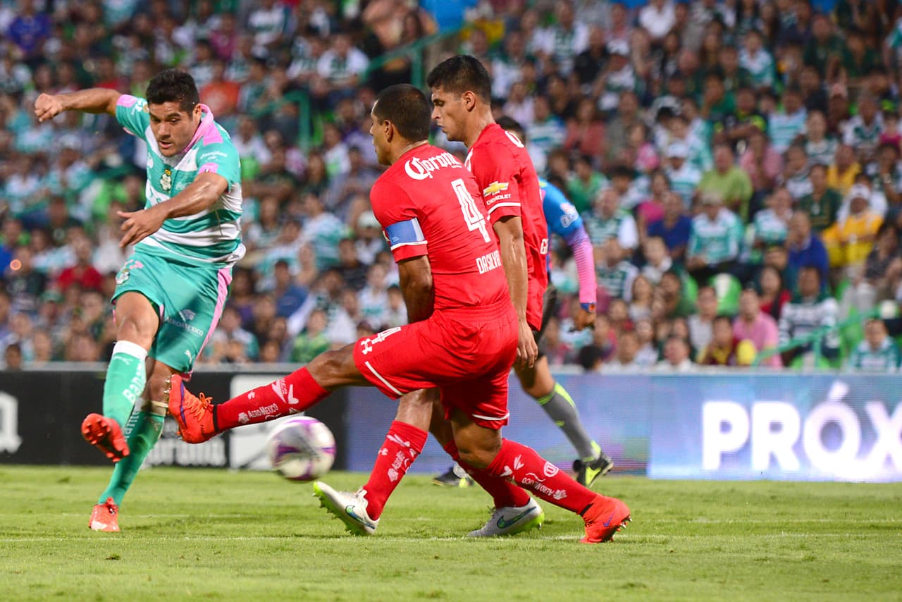 Tercera playera que vestirá el Chuleta como profesional