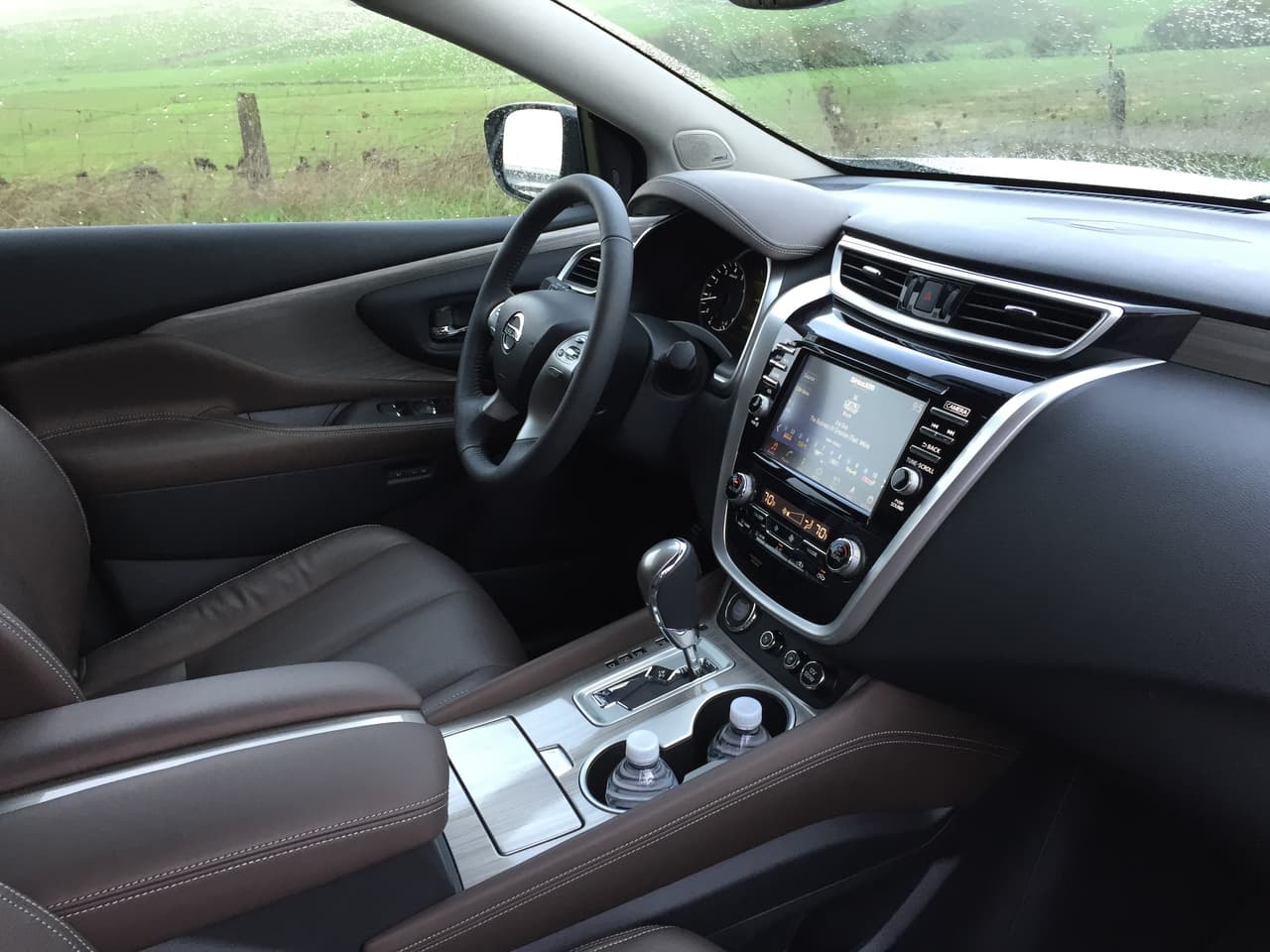 El diseño de la cabina de la Nissan Murano es mas evolutivo que el de su revolucionario exterior