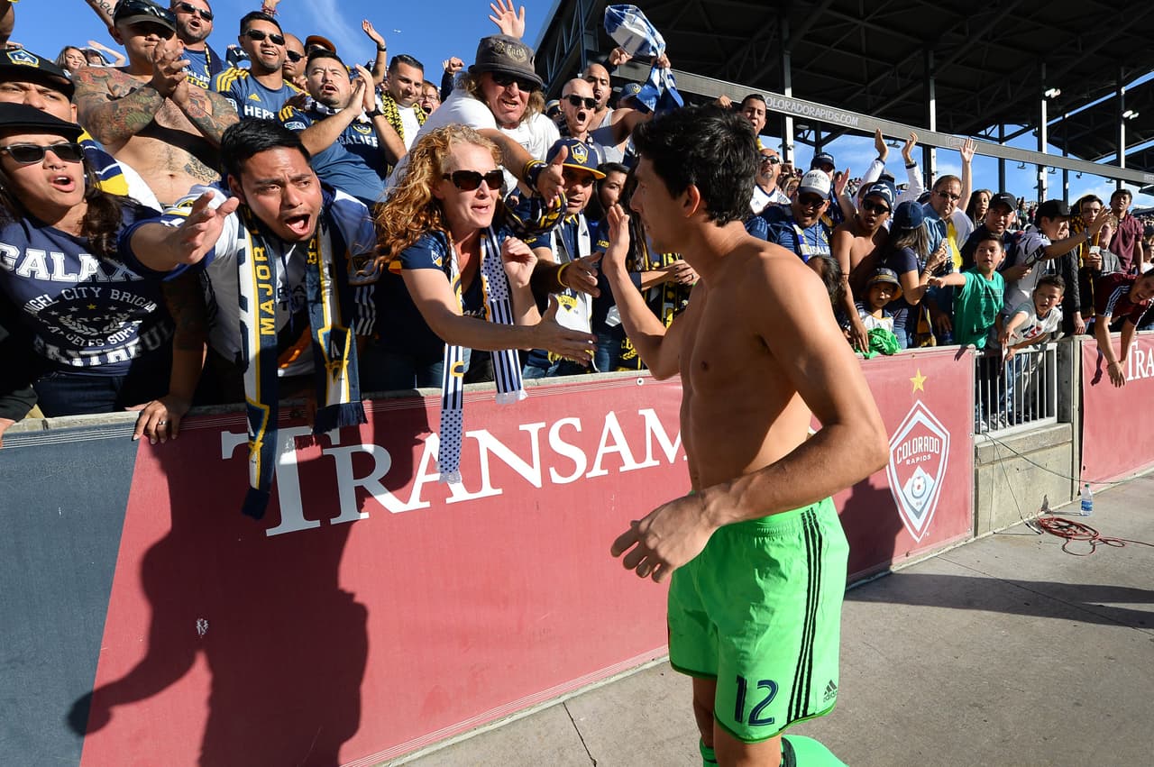 Brian Rowe, cuestionado por el técnico de LA Galaxy.